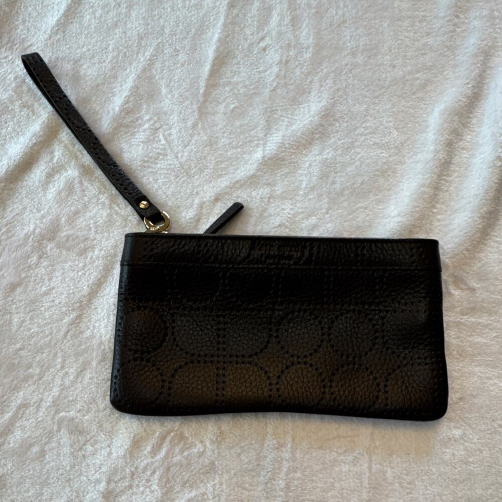 Kate Spadeā New York Black Pebbled Leather Clutch Gold Hardware Zip Polka Dot